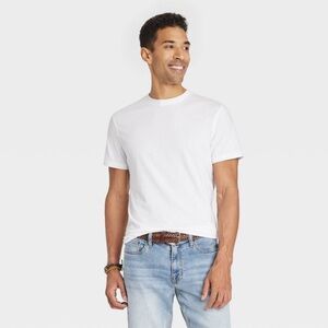Men’s Casual Fit Every Wear Short Sleeve T-Shirt - Goodfellow & Co White L
